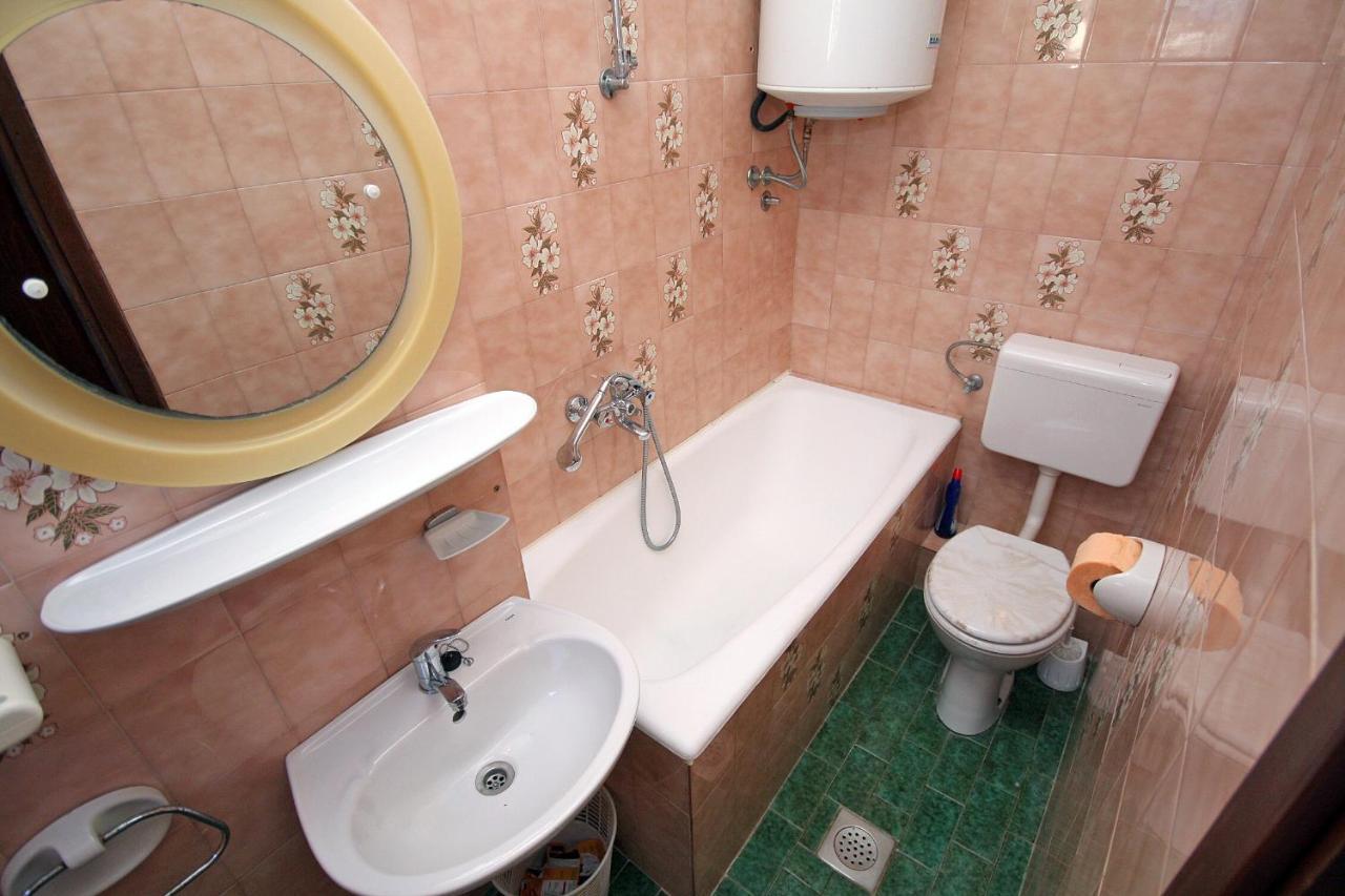 Apartment Supetarska Draga - Donja 5030A Extérieur photo